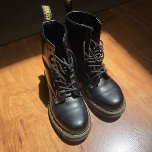 Dr. Martens classic black lace boots. Women’s 7.